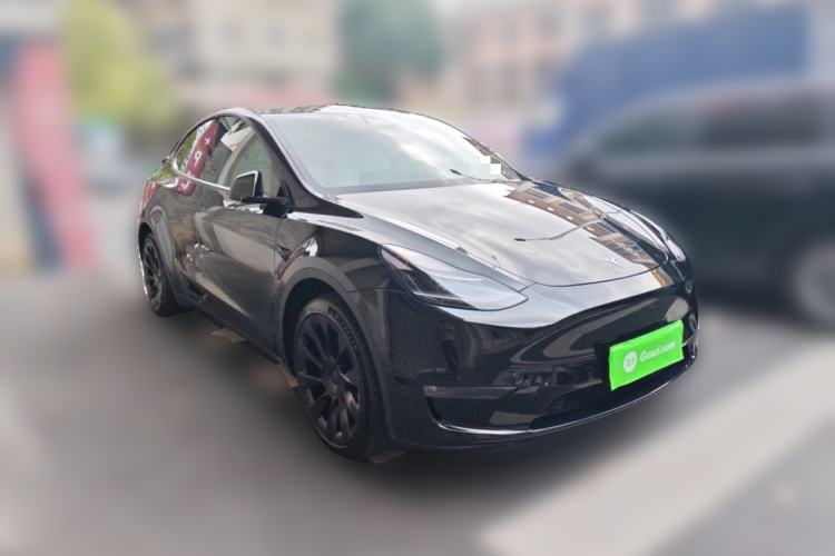 Used Tesla Model Y 2021 Long-Range All-Wheel-Drive Version 3D7 Front Right 45 Deg