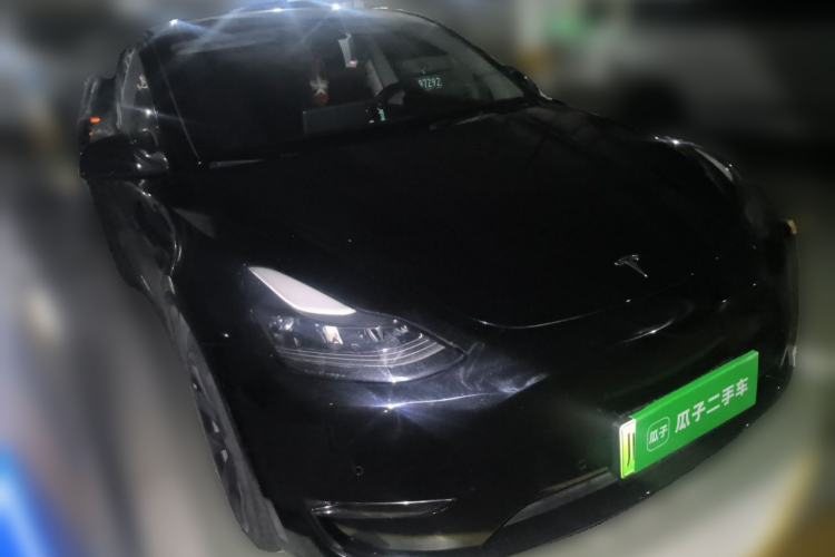 Used Tesla Model Y 2021 Standard Range Rear-Wheel Drive Version Front Right 45 Deg