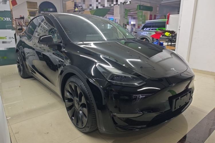 Used Tesla Model Y 2021 Performance High-Performance All-Wheel-Drive Version Front Right 45 Deg