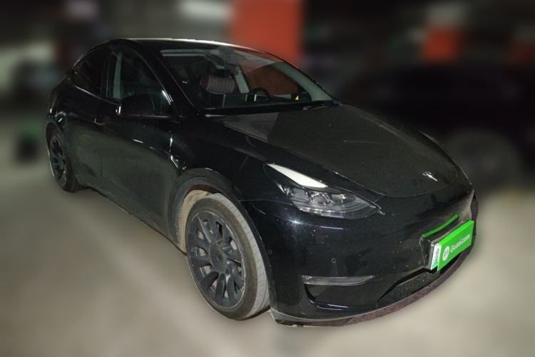 Used Tesla Model Y 2021 Standard Range Rear-Wheel Drive Version Front Right 45 Deg