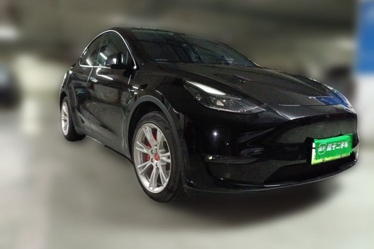 Used Tesla Model Y 2021 Standard Range Rear-Wheel Drive Version Front Right 45 Deg
