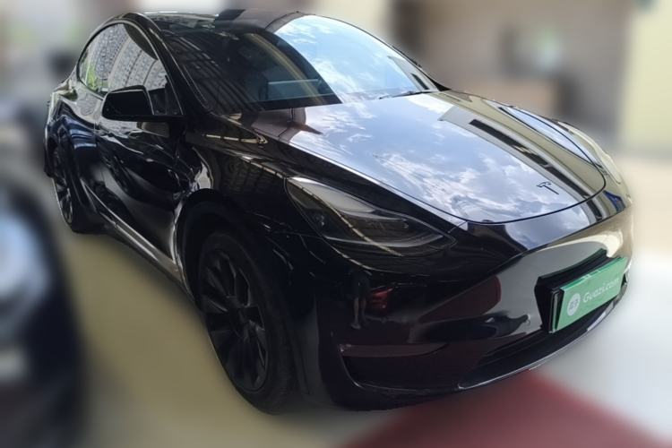 Used Tesla Model Y 2021 Standard Range Rear-Wheel Drive Version Front Right 45 Deg