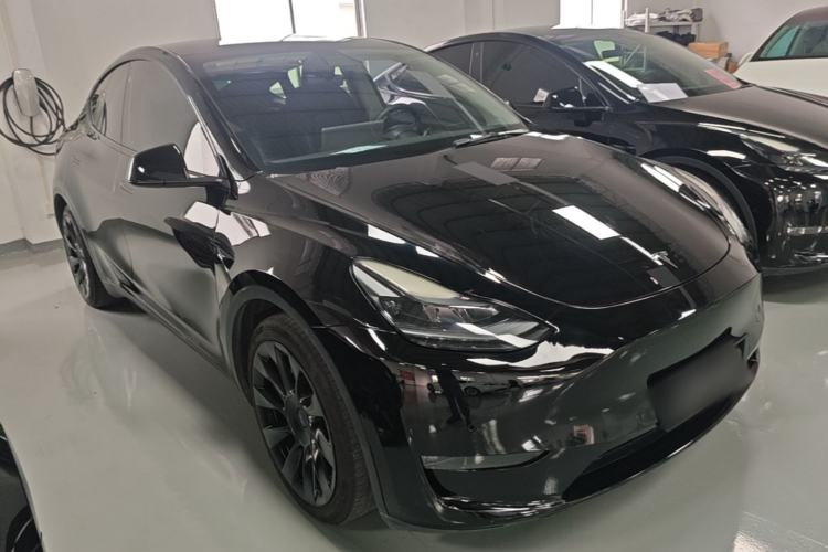 Used Tesla Model Y 2021 Standard Range Rear-Wheel Drive Version Front Right 45 Deg