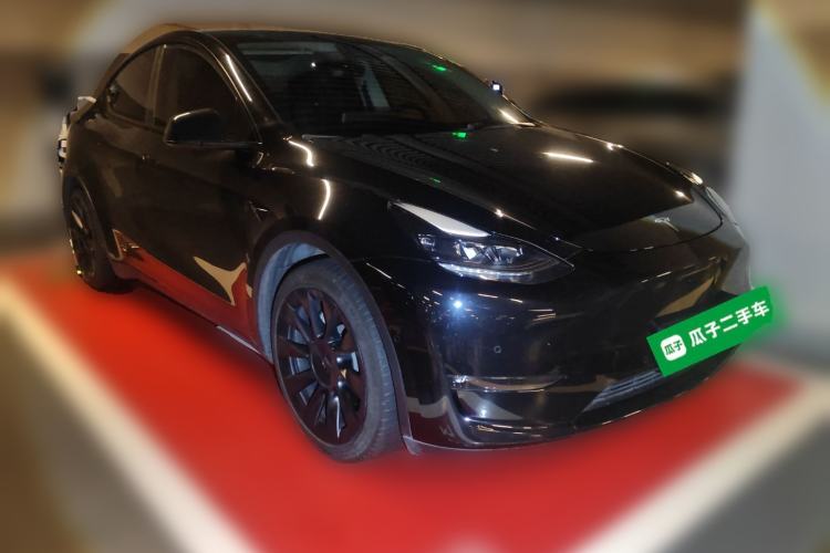 Used Tesla Model Y 2021 Standard Range Rear-Wheel Drive Version Front Right 45 Deg