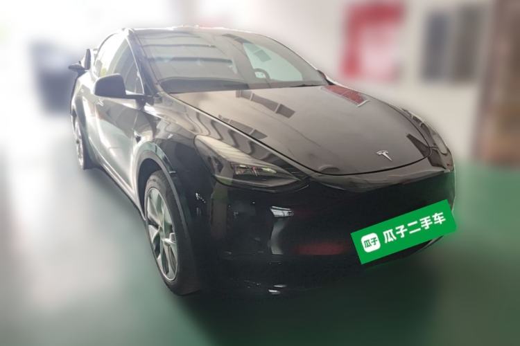 Used Tesla Model Y 2021 Revised Version 2 Long-Range All-Wheel-Drive Edition Front Right 45 Deg