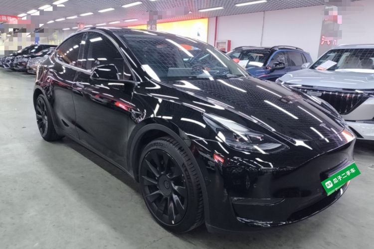 Used Tesla Model Y 2021 Standard Range Rear-Wheel Drive Version Front Right 45 Deg