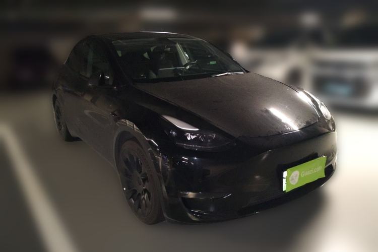 Used Tesla Model Y 2021 Standard Range Rear-Wheel Drive Version Front Right 45 Deg