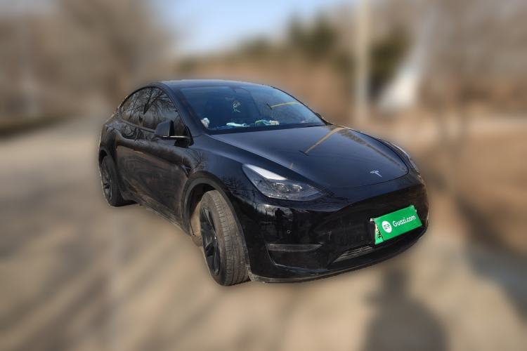 Used Tesla Model Y 2021 Long-Range All-Wheel-Drive Version 3D7 Front Right 45 Deg