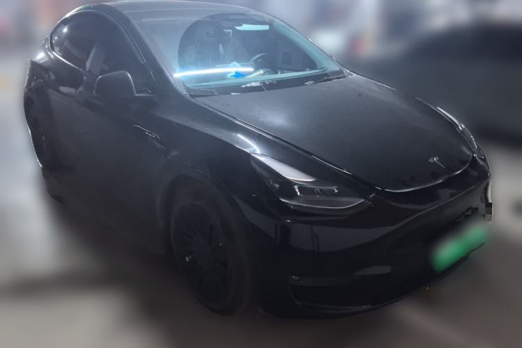 Used Tesla Model Y 2021 Standard Range Rear-Wheel Drive Version Front Right 45 Deg
