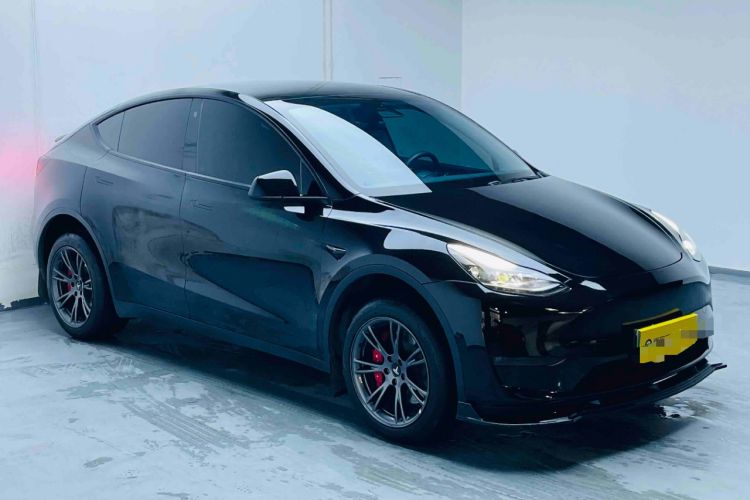Used Tesla Model Y 2021 Standard Range Rear-Wheel Drive Version Front Right 45 Deg