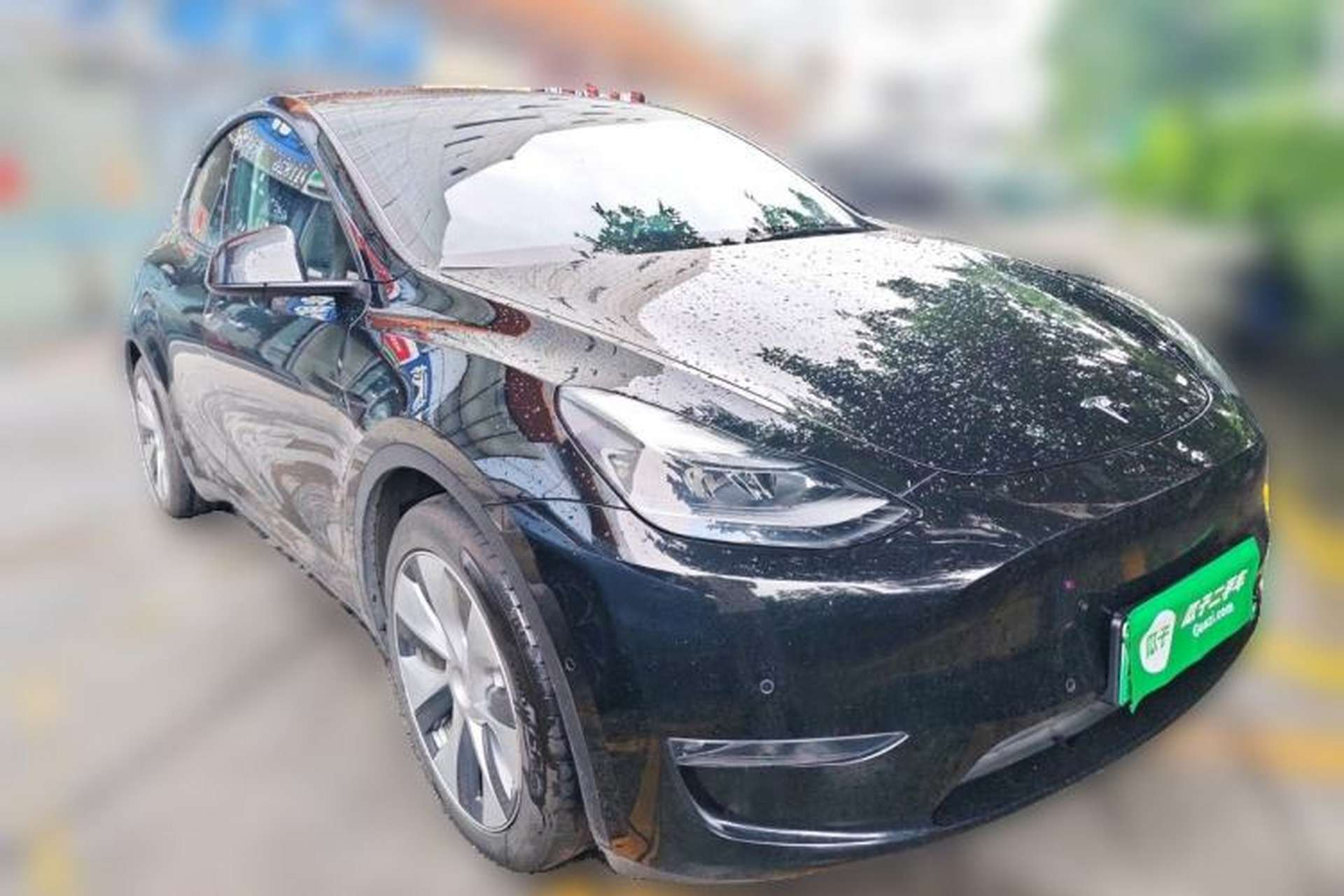 Used Tesla Model Y 2021 Standard Range Rear-Wheel Drive Version Front Right 45 Deg