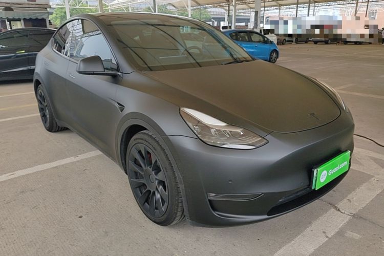 Used Tesla Model Y 2021 Standard Range Rear-Wheel Drive Version Front Right 45 Deg