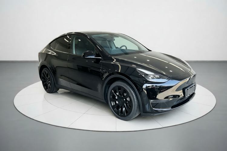 Used Tesla Model Y 2021 Standard Range Rear-Wheel Drive Version Front Right 45 Deg