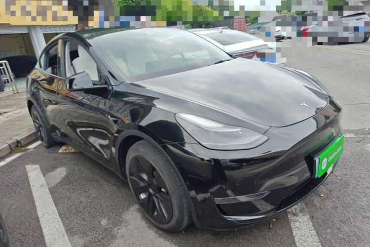 Used Tesla Model Y 2021 Standard Range Rear-Wheel Drive Version Front Right 45 Deg