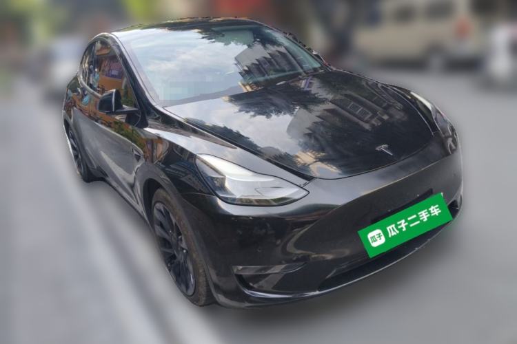 Used Tesla Model Y 2021 Standard Range Rear-Wheel Drive Version Front Right 45 Deg