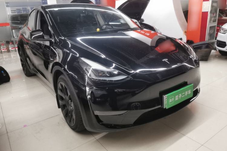 Used Tesla Model Y 2021 Long-Range All-Wheel-Drive Version 3D7 Front Right 45 Deg