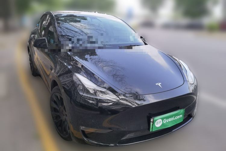 Used Tesla Model Y 2021 Standard Range Rear-Wheel Drive Version Front Right 45 Deg