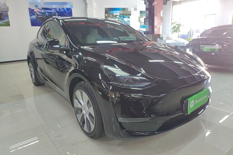 Used Tesla Model Y 2021 Standard Range Rear-Wheel Drive Version Front Right 45 Deg