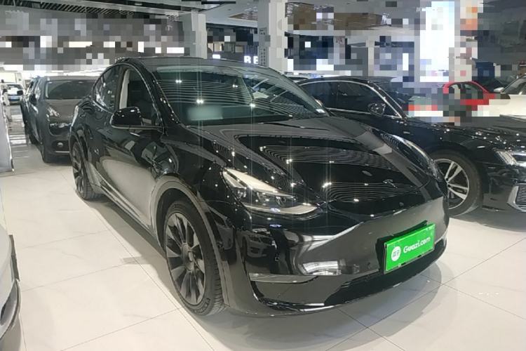 Used Tesla Model Y 2021 Standard Range Rear-Wheel Drive Version Front Right 45 Deg