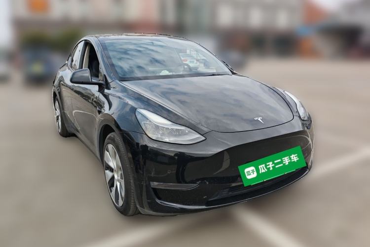 Used Tesla Model Y 2021 Standard Range Rear-Wheel Drive Version Front Right 45 Deg