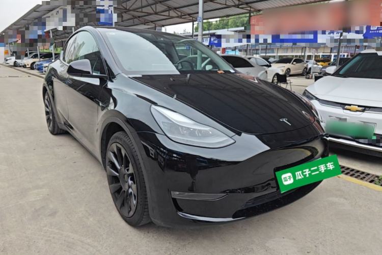 Used Tesla Model Y 2021 Standard Range Rear-Wheel Drive Version Front Right 45 Deg