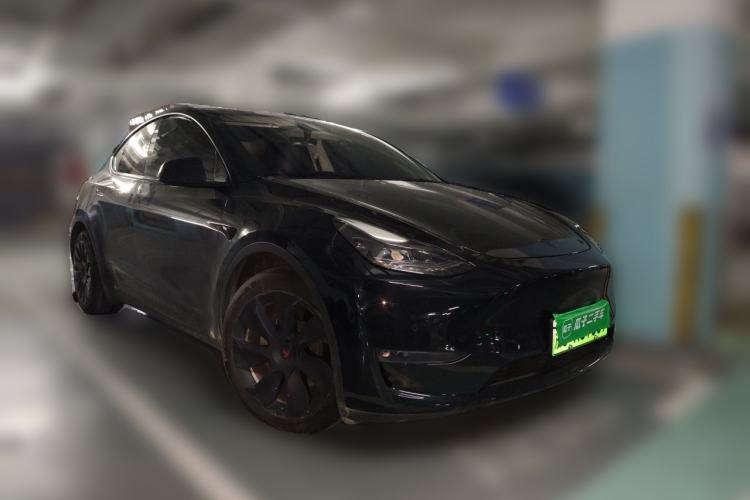 Used Tesla Model Y 2021 Standard Range Rear-Wheel Drive Version Front Right 45 Deg