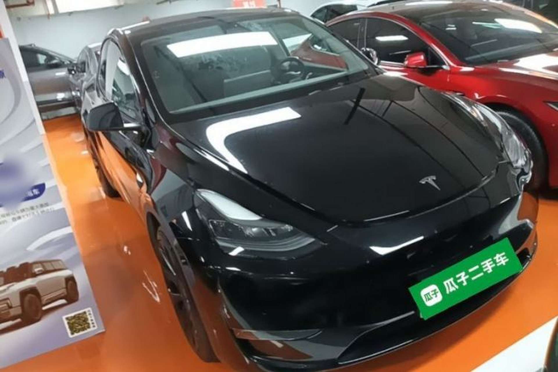 Used Tesla Model Y 2021 Long-Range All-Wheel-Drive Version Front Right 45 Deg