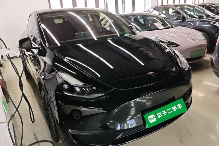 Used Tesla Model Y 2021 Performance High-Performance All-Wheel-Drive Version Front Right 45 Deg