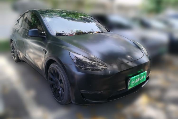 Used Tesla Model Y 2021 Long-Range All-Wheel-Drive Version 3D7 Front Right 45 Deg