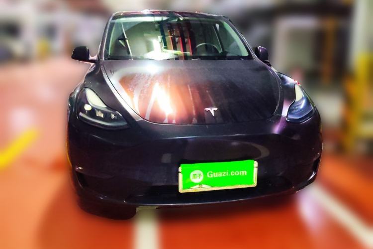 Used Tesla Model Y 2021 Long-Range All-Wheel-Drive Version Front