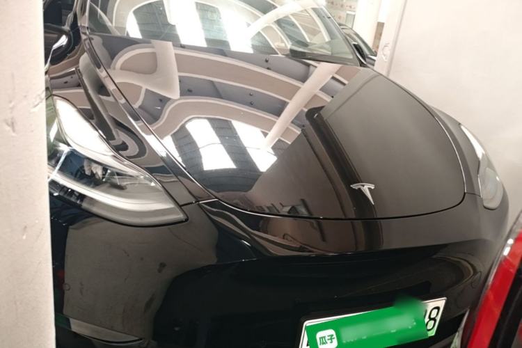 Used Tesla Model Y 2021 Long-Range All-Wheel-Drive Version Front