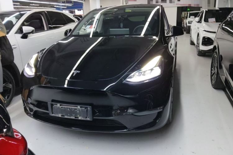 Used Tesla Model Y 2021 Standard Range Rear-Wheel Drive Version Front