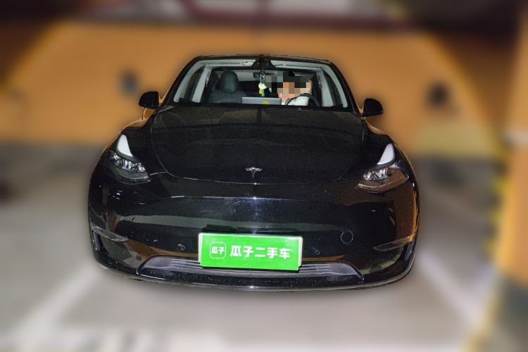 Used Tesla Model Y 2021 Long-Range All-Wheel-Drive Version 3D7 Front