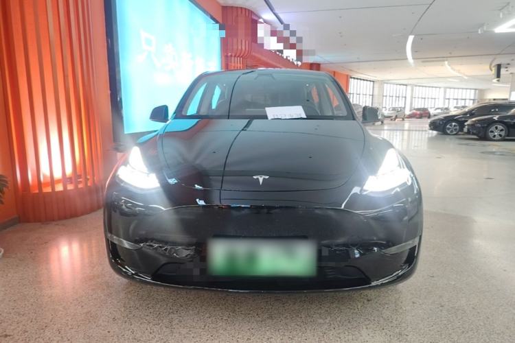 Used Tesla Model Y 2021 Standard Range Rear-Wheel Drive Version Front
