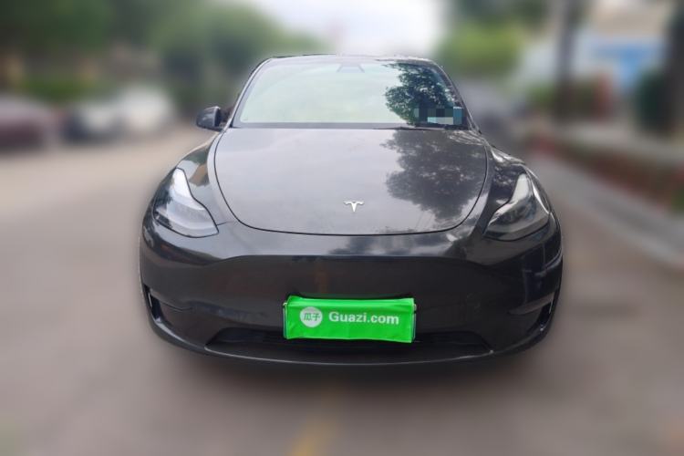 Used Tesla Model Y 2021 Long-Range All-Wheel-Drive Version Front