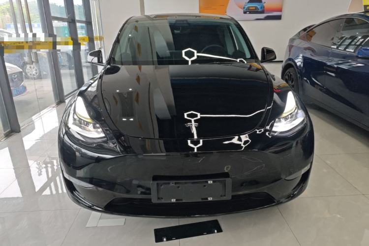 Used Tesla Model Y 2021 Long-Range All-Wheel-Drive Version 3D7 Front