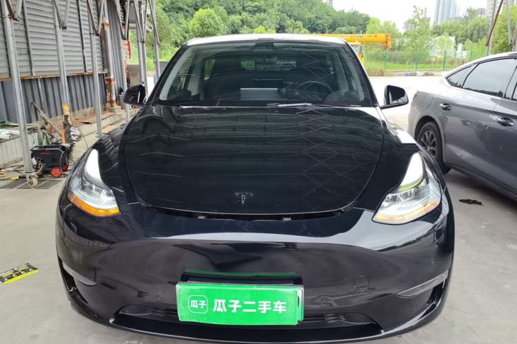 Used Tesla Model Y 2021 Standard Range Rear-Wheel Drive Version Front