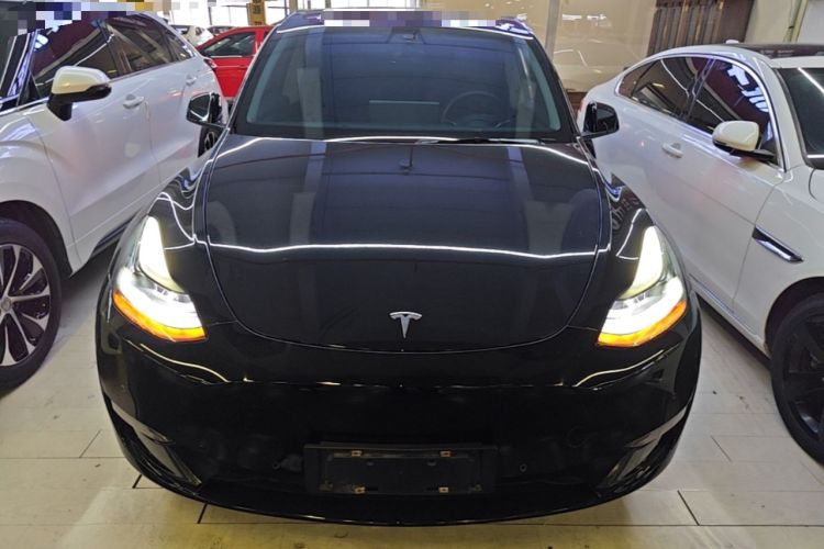 Used Tesla Model Y 2021 Standard Range Rear-Wheel Drive Version Front