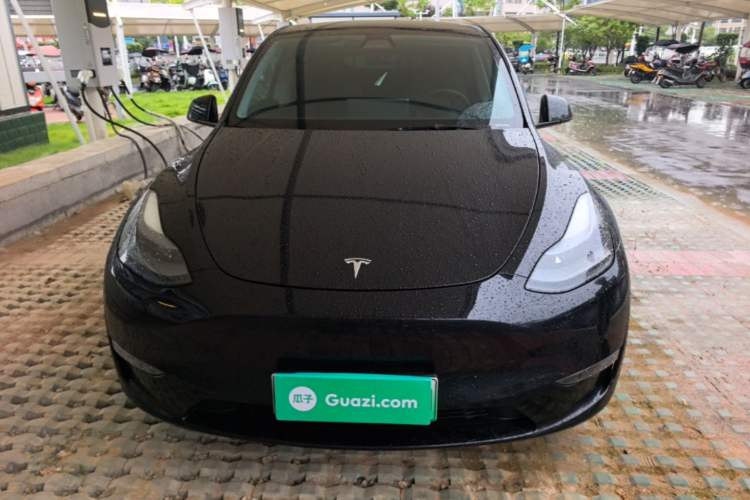 Used Tesla Model Y 2021 Standard Range Rear-Wheel Drive Version Front