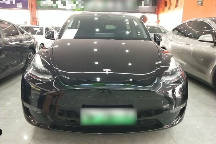 Used Tesla Model Y 2021 Long-Range All-Wheel-Drive Version Front