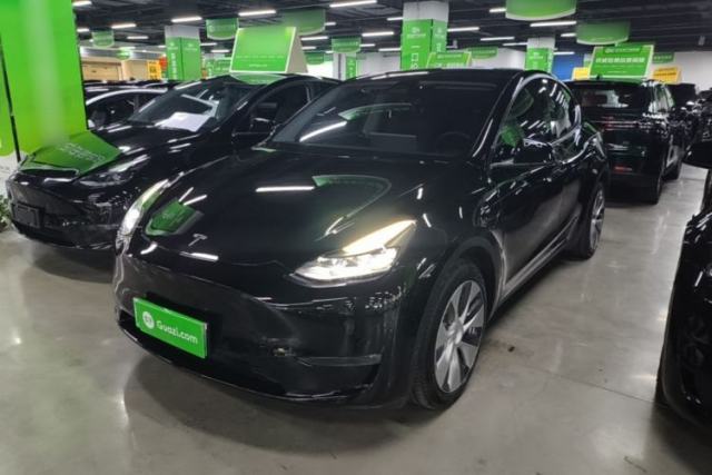 Used Tesla Model Y 2021 Long-Range All-Wheel-Drive Version 3D7