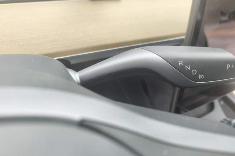 Used Tesla Model Y 2021 Standard Range Rear-Wheel Drive Version Gear Lever