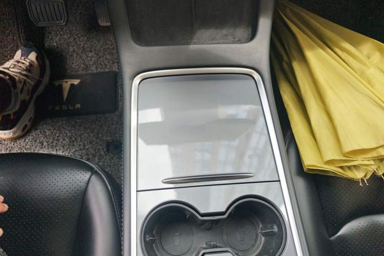 Used Tesla Model Y 2021 Long-Range All-Wheel-Drive Version 3D7 Gear Lever