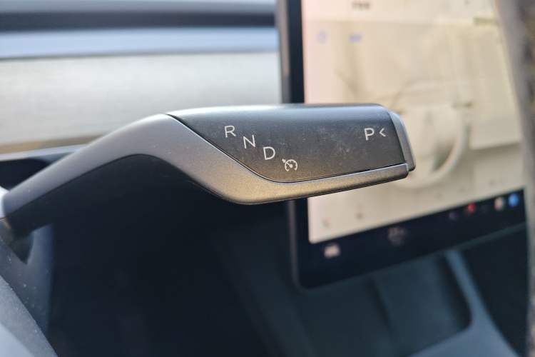 Used Tesla Model Y 2021 Long-Range All-Wheel-Drive Version Gear Lever