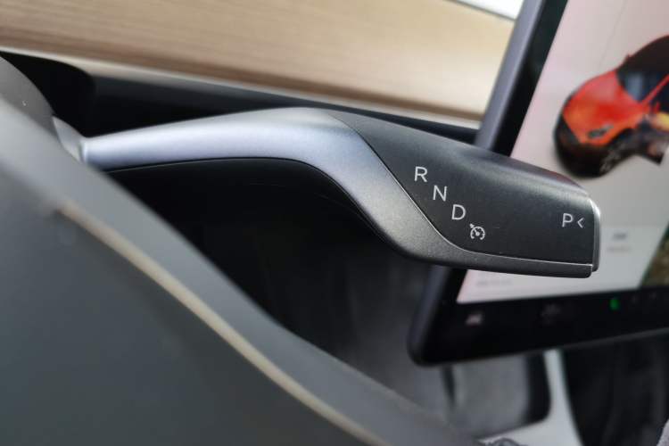 Used Tesla Model Y 2021 Standard Range Rear-Wheel Drive Version Gear Lever