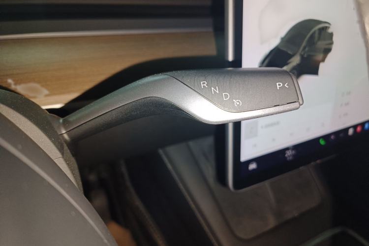 Used Tesla Model Y 2021 Standard Range Rear-Wheel Drive Version Gear Lever