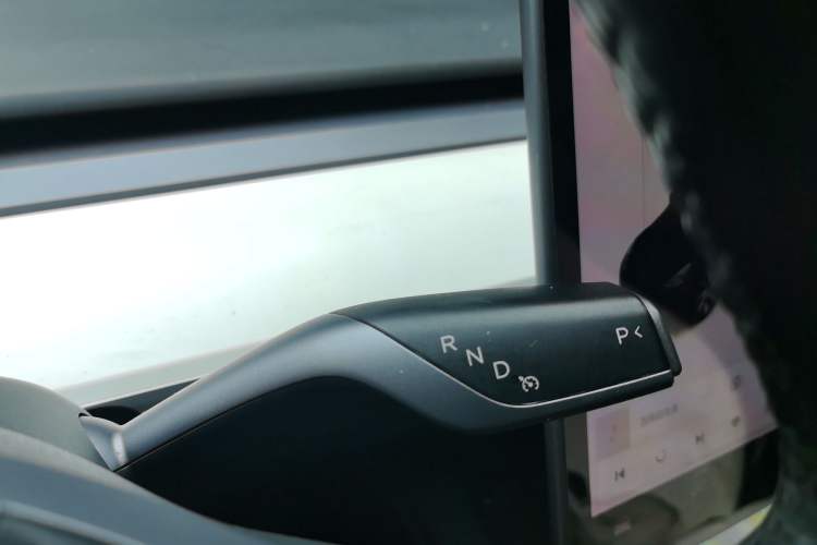 Used Tesla Model Y 2021 Standard Range Rear-Wheel Drive Version Gear Lever