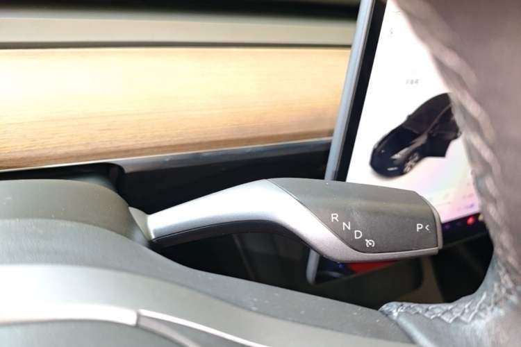 Used Tesla Model Y 2021 Standard Range Rear-Wheel Drive Version Gear Lever