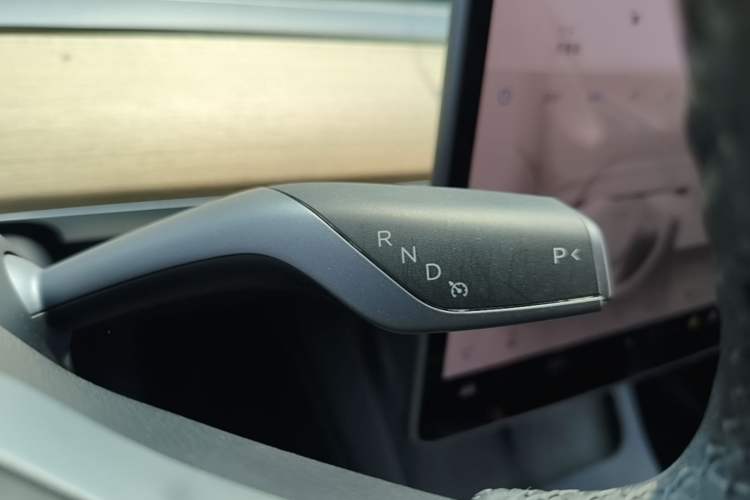 Used Tesla Model Y 2021 Standard Range Rear-Wheel Drive Version Gear Lever