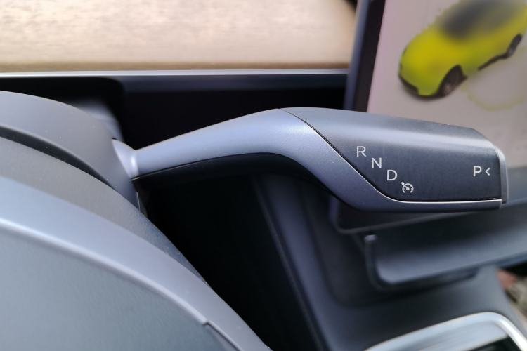 Used Tesla Model Y 2021 Long-Range All-Wheel-Drive Version Gear Lever